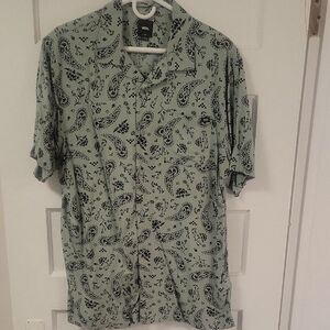 Vans Sage Green Short-Sleeve Button-Down with Black Paisley